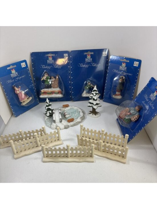 Holiday Time Other - Holiday Time Vintage Village Ceramic Christmas Village Accessories BUNDLE